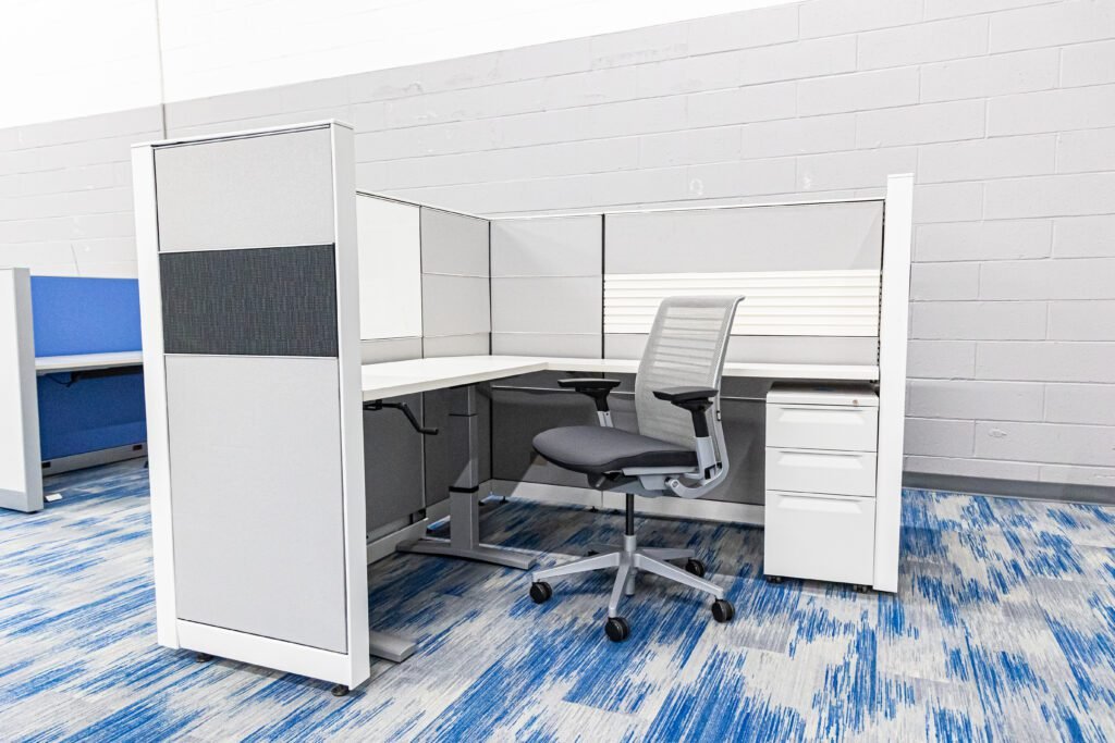 Another angle of the Herman Miller Canvas workstation, with 57" panels and 6'x6' dimensions.